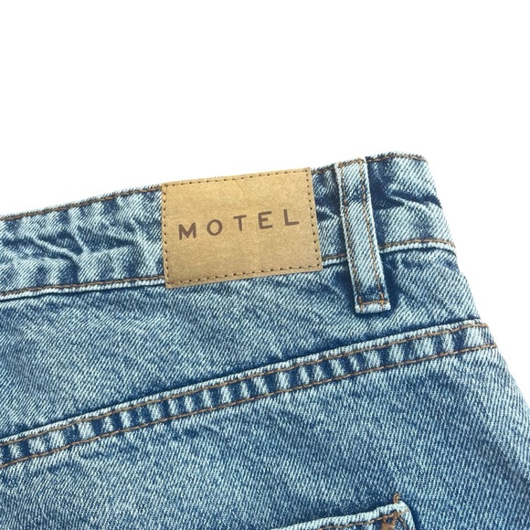 Motel Denim Roomy Extra Wide Low Rise Jeans In Vintage Blue Wash Size 32x34 - Picture 7 of 7